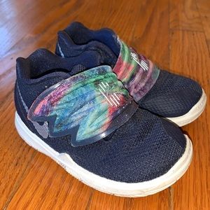 Nike Kyrie 5 Galaxy Sneakers - Baby / Toddler Size 5